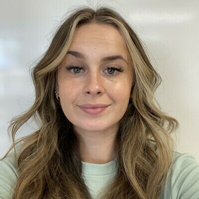 Photo of Tara Johnson